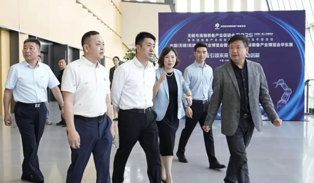 智造引领未来,双湾驱动创新 智造引领未来,双湾驱动创新