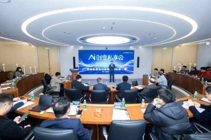 智启新程 | 龙思云携Wisebox亮相无锡“AI+制造”私享会，以知识引擎夯实航亚科技AI转型底座