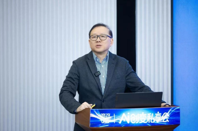 智启新程 | 龙思云携Wisebox亮相无锡“AI+制造”私享会，以知识引擎夯实航亚科技AI转型底座